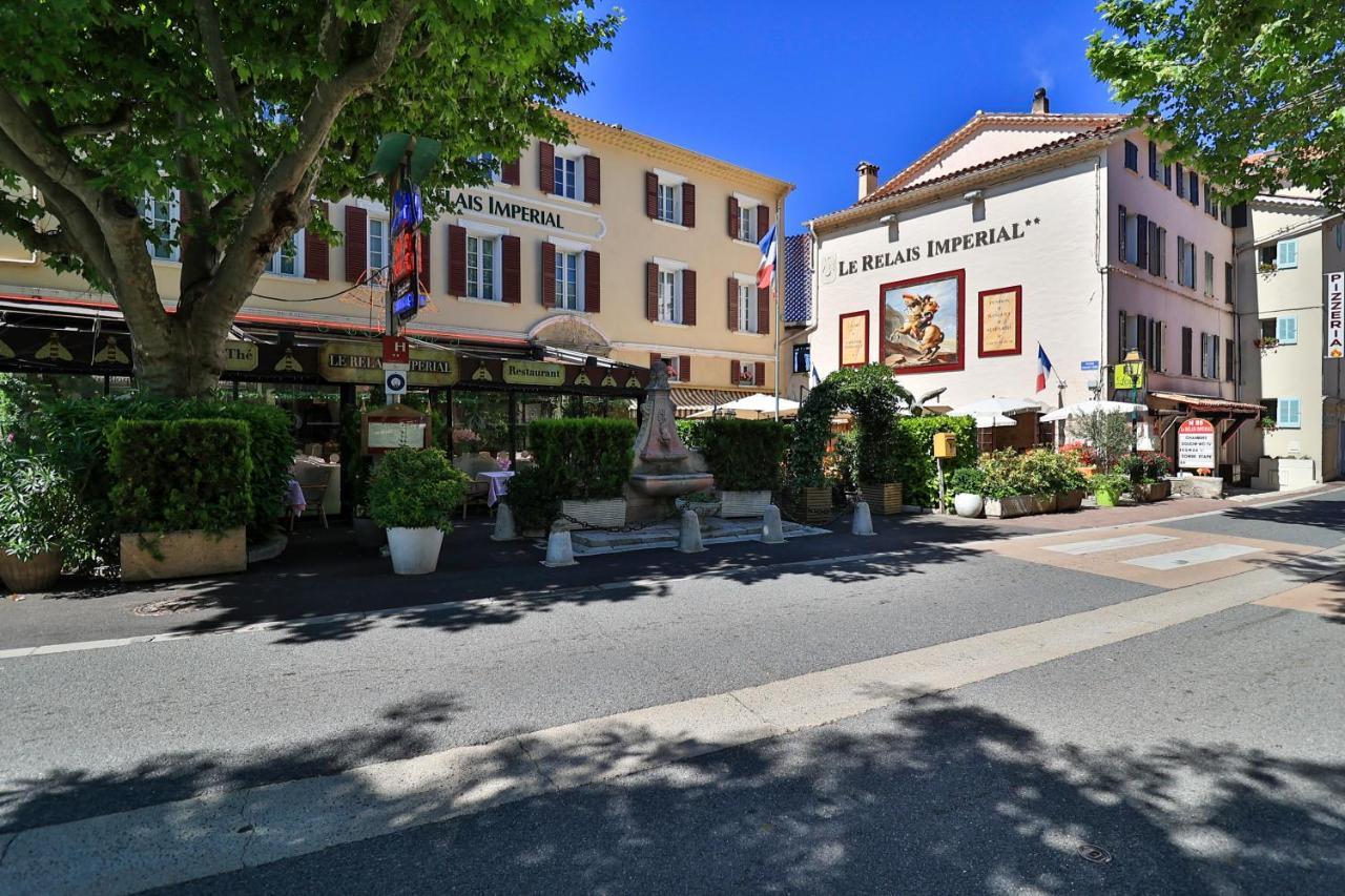 Logis Le Relais Imperial Hotell Saint-Vallier-de-Thiey Exteriör bild