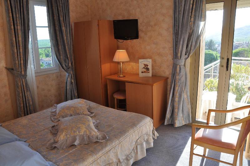 Logis Le Relais Imperial Hotell Saint-Vallier-de-Thiey Exteriör bild